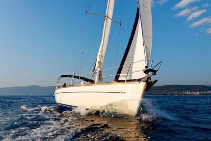Split Private Full-Day Sailboat Cruise - Group Exclusivity
