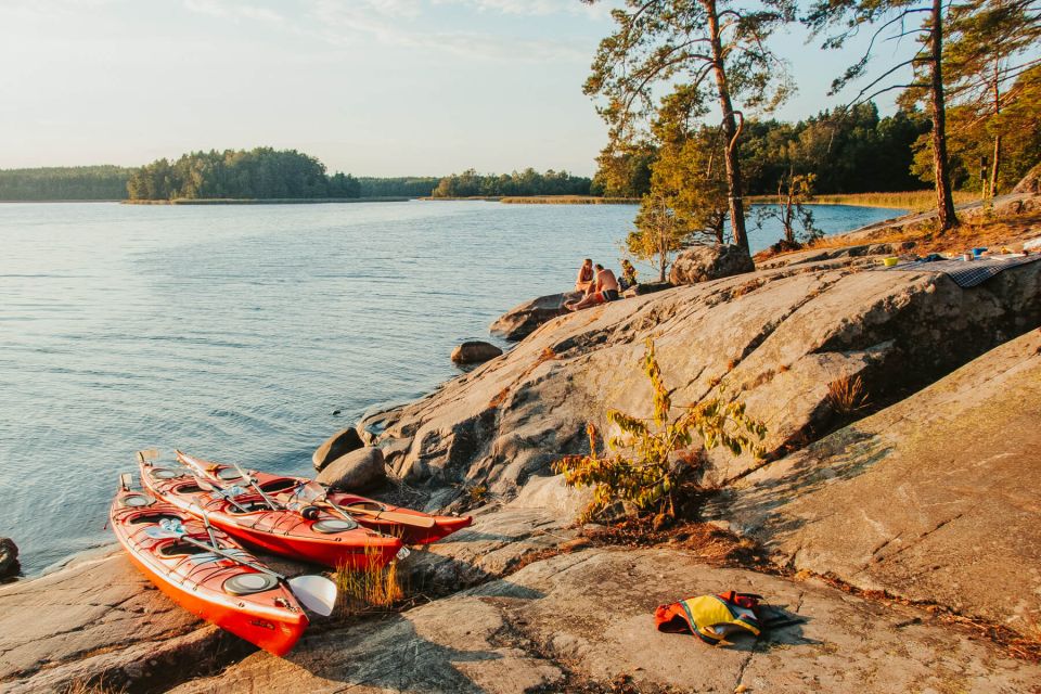 Stockholm: Archipelago Family-Friendly Private Kayaking Tour - Recommended Packing List