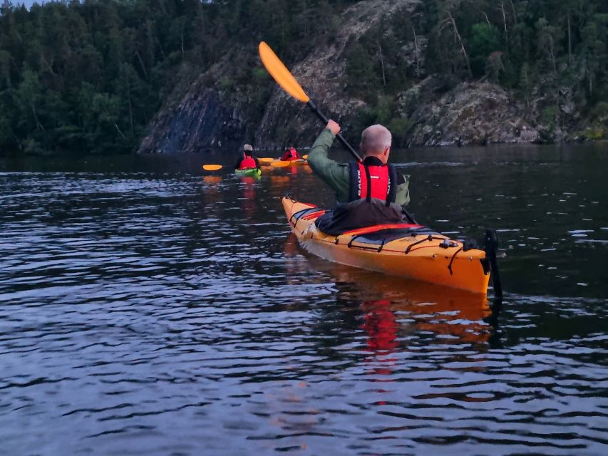 Stockholm: Sunset Kayak Tour on Lake Mälaren With Tea & Cake - Important Information