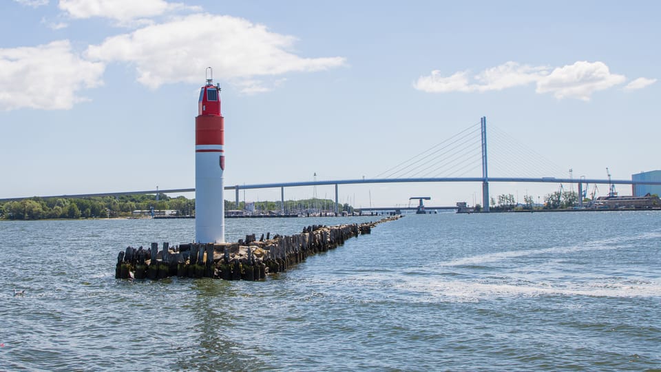 Stralsund: 1-Hour Harbor Cruise - Weather Policy and Suitability