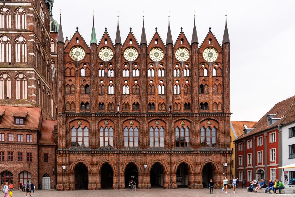 Stralsund: Old Town Highlights Private Walking Tour - St. Nicholas Church