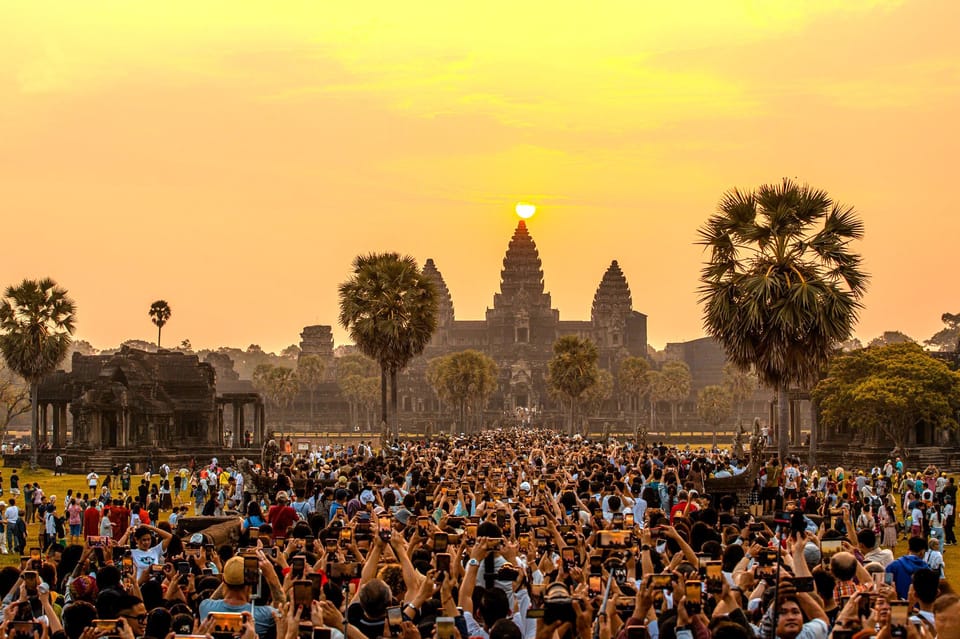 Sunrise at Angkor Wat and Full Day With Fascinating Temples - Best Time to Visit