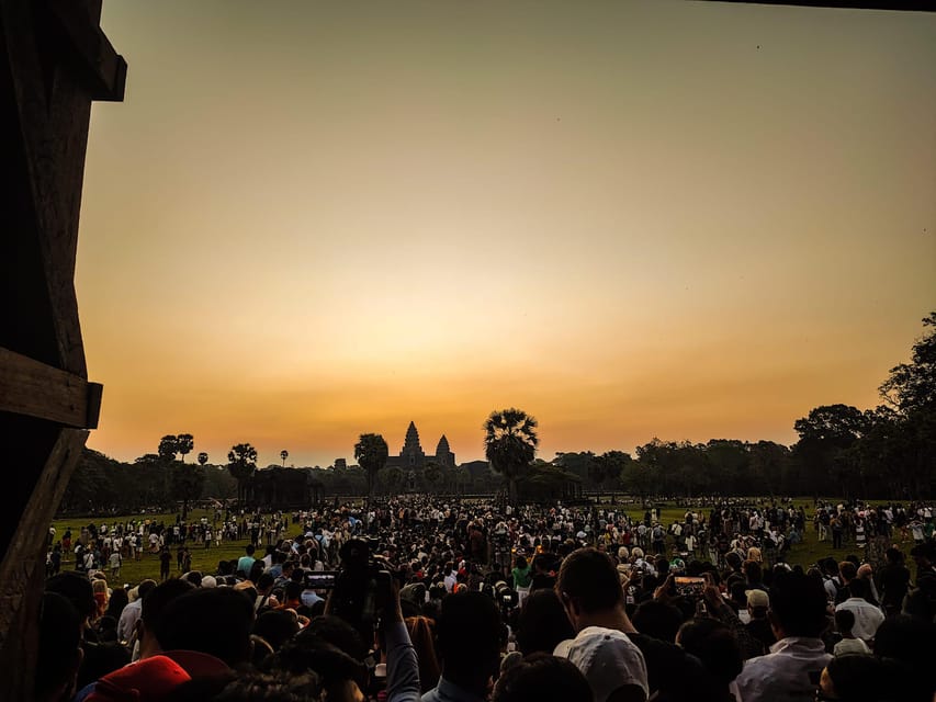 Sunrise at Angkor Wat Temple: 3-Hour Private Tour - Tips for a Great Experience