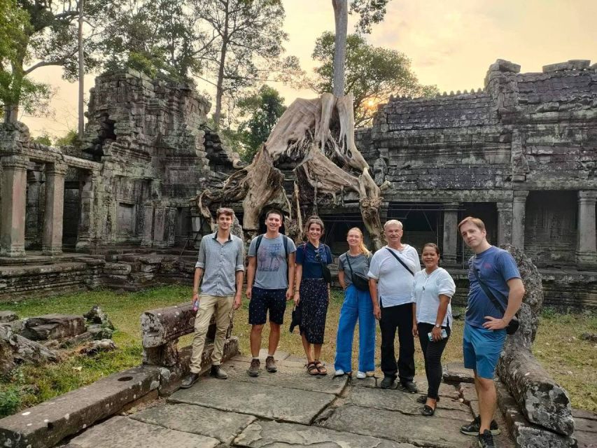 Sunset Small Groups With Massive Temples & Guide Tour - What to Expect