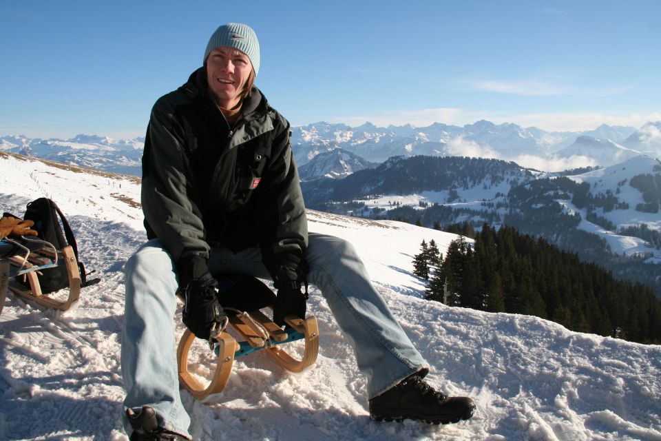 Switzerland: Private Sledging Day Tour - Sledging Techniques