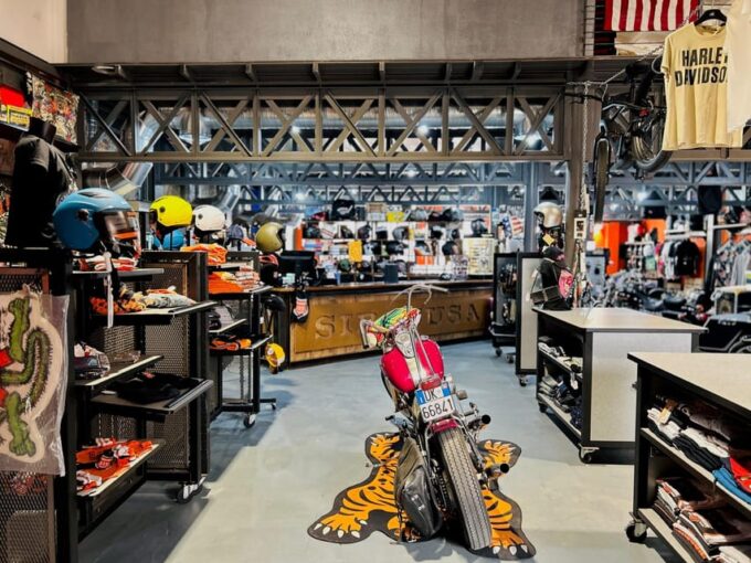 Syracuse: Harley Davidson Rental - Local Attractions to Explore