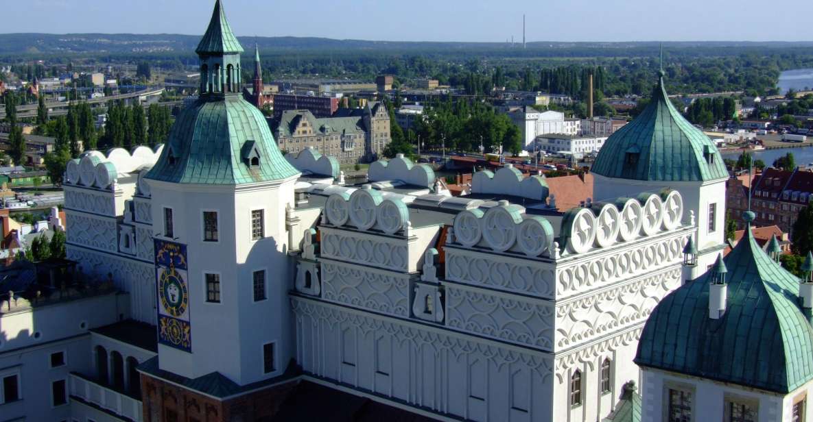 Szczecin: Old Town Highlights Private Walking Tour - Booking and Cancellation Policy