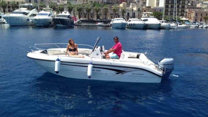 Taormina: Private Tour in Motorboat - Inclusions of the Tour