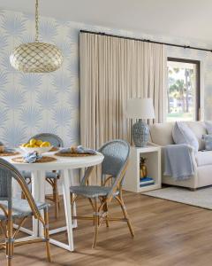 The Cottages at PGA National Resort - Local Attractions