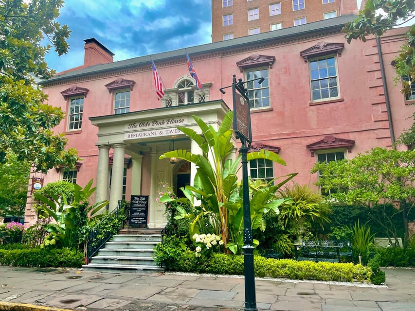 The History Buff: Walking History Tour Downtown Savannah - Booking and Cancellation Policy