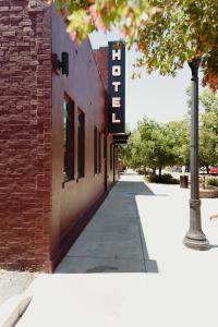 The Hotel Melrose - Nearby Attractions and Activities