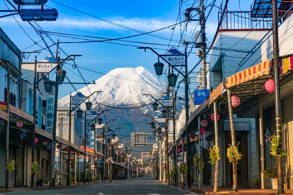 Tokyo: Mt. Fuji, Arakurayama Sengen Park, Oshino Hakkai Tour - Best Time to Visit