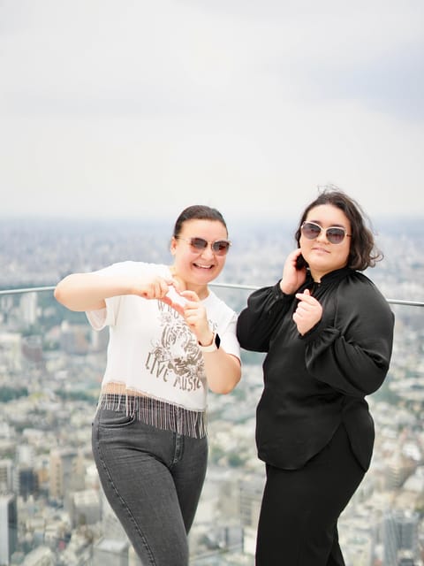 Tokyo: Shinjuku & Shibuya Historical Guided Photoshoot Tour - Tips for Booking