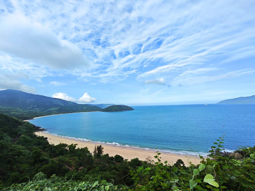 Transfer Hoi An to Hue via Hai Van Pass, Lang Co Beach - Stunning Lap An Lagoon