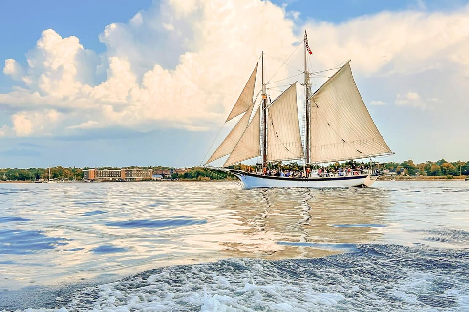 Traverse City: Afternoon Sailing Adventure on a Tall Ship - Meeting Point and Parking