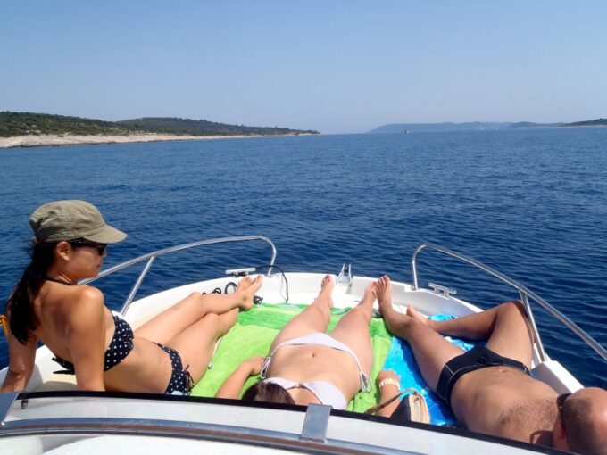 Trogir and Split Private Blue Lagoon & Šolta 3 Islands Tour - Drvenik Veli