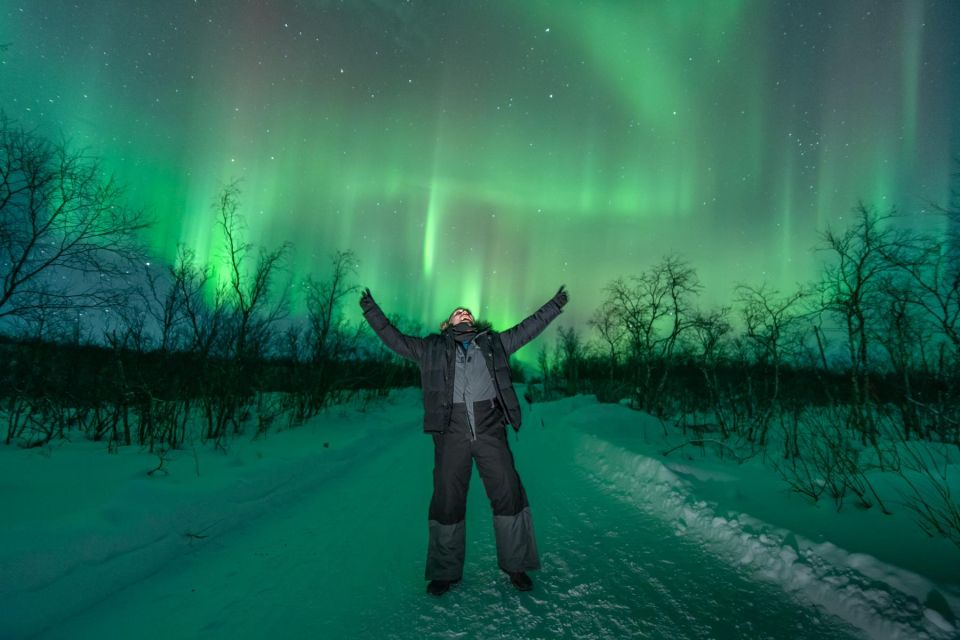 Tromsø: Northern Lights Hunt With Photos and Hot Food - Why Choose Tromsø for Aurora Hunting