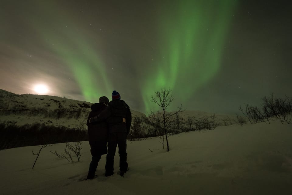 Tromsø Northern Lights - Private Group Tour With Local Guide - Photography Opportunities