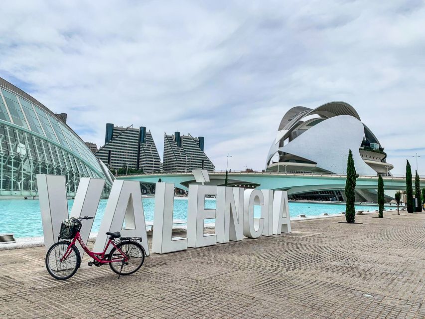 Valencia: City Highlights Guided Bike Tour - Exploring Valencias Landmarks