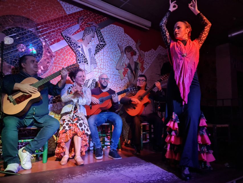 Valencia: Flamenco at Toro Y La Luna With Drinks or Dinner - Frequently Asked Questions