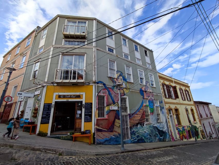 Valparaíso: Full-Day Private Tour With Funicular Ride - Local Cuisine Options