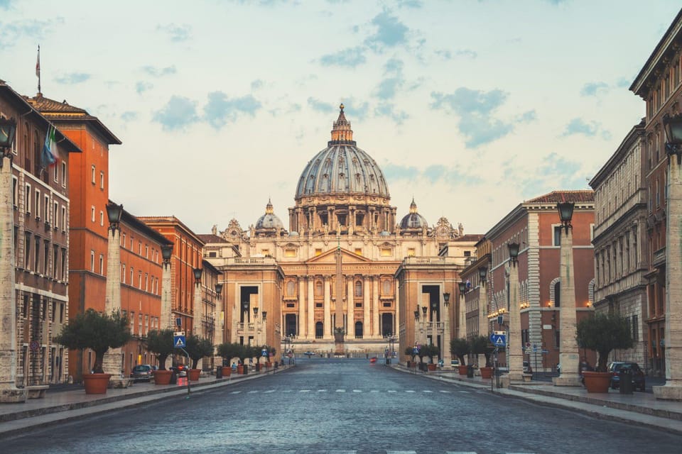 Vatican and Beyond: Art, History, and Tranquility Walk - Frequently Asked Questions