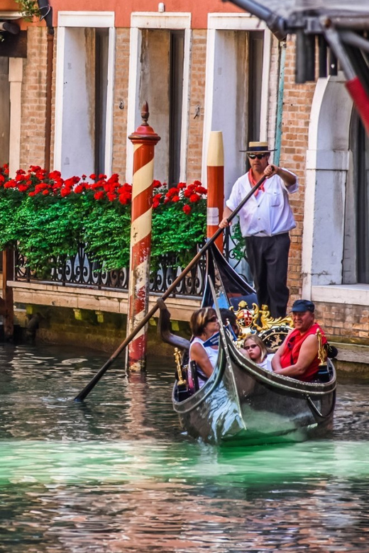 Venice: Private Grand Canal Gondola Ride - Frequently Asked Questions