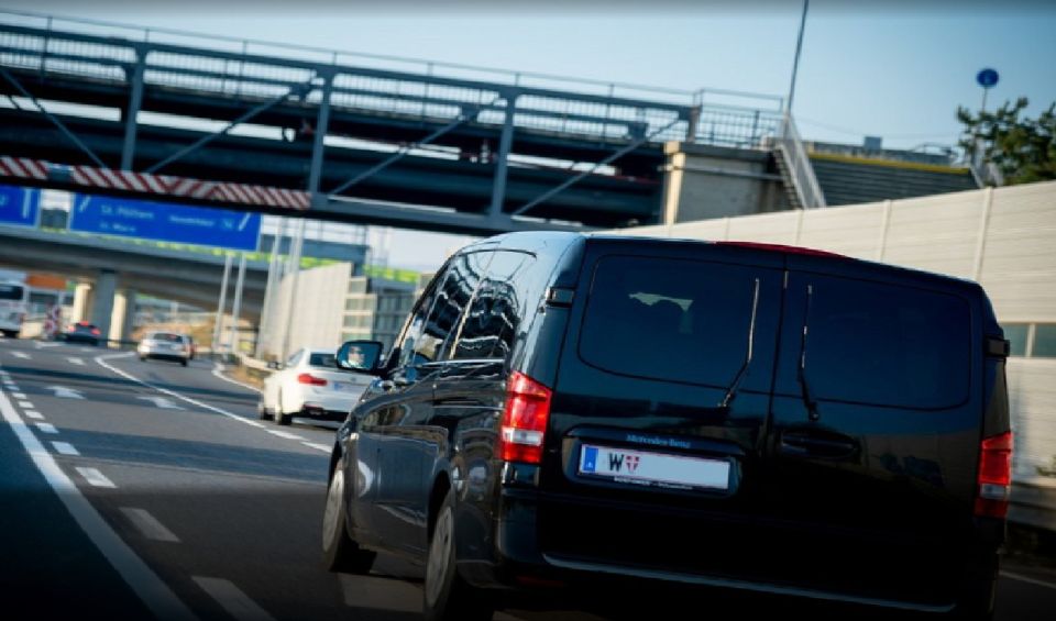 Vienna: Private 1-Way Transfer To/From Vienna Airport - Customer Ratings and Reviews