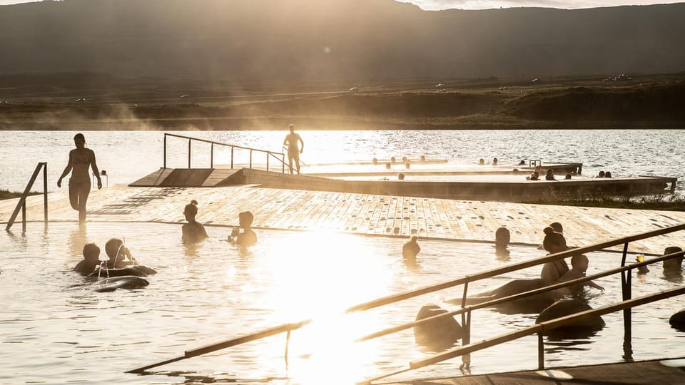 Vök Geothermal Baths & Waterfall Tour From Seydisfjordur - Booking and Cancellation Policy