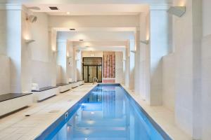Waldorf Astoria Chicago - Frequently Asked Questions