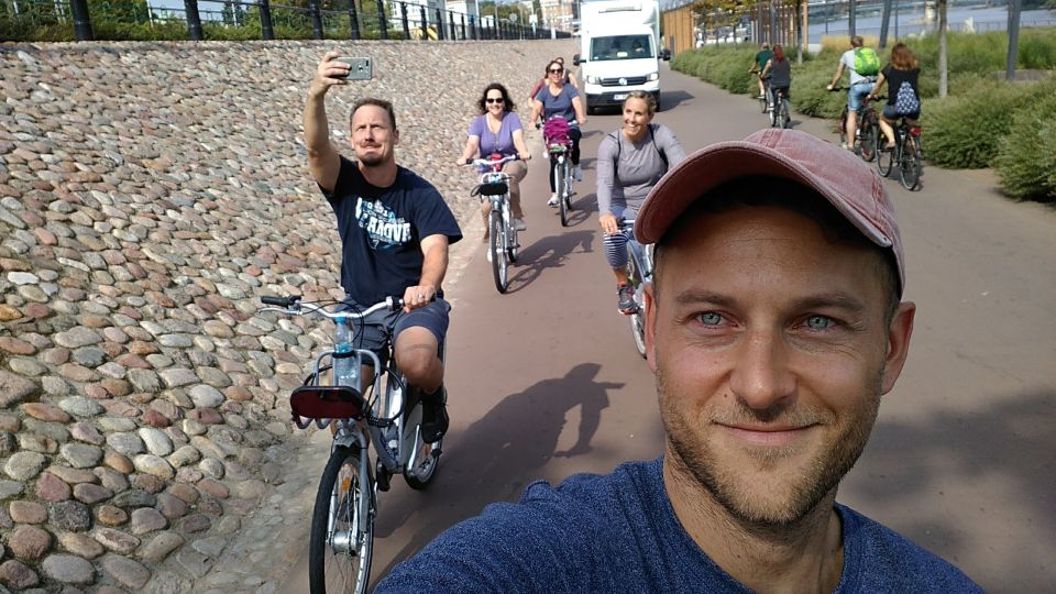 Warsaw: Biking Through Highlights - Participant Requirements