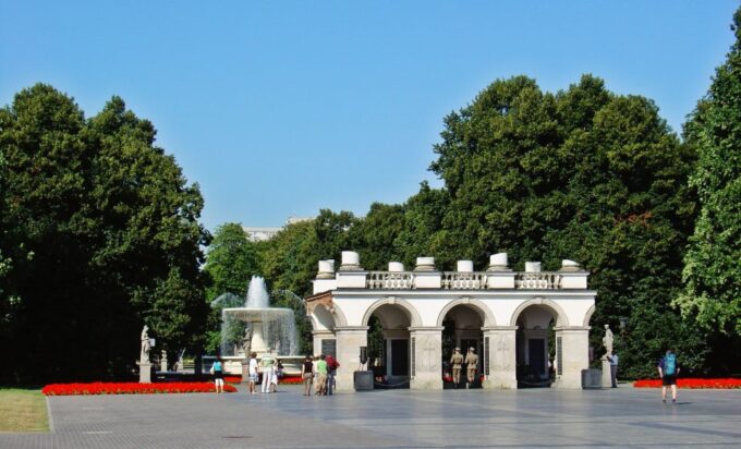 Warsaw: Full-Day Private Tour From Poznan - Local Cuisine Options