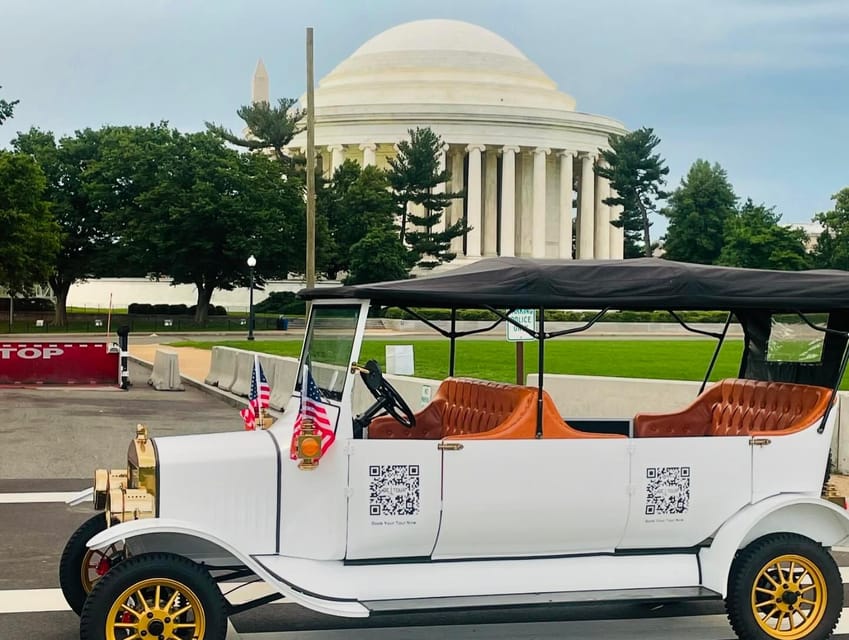 Washington, DC: Monuments & Memorials Tour in a Vintage Car - Transportation and Guidance