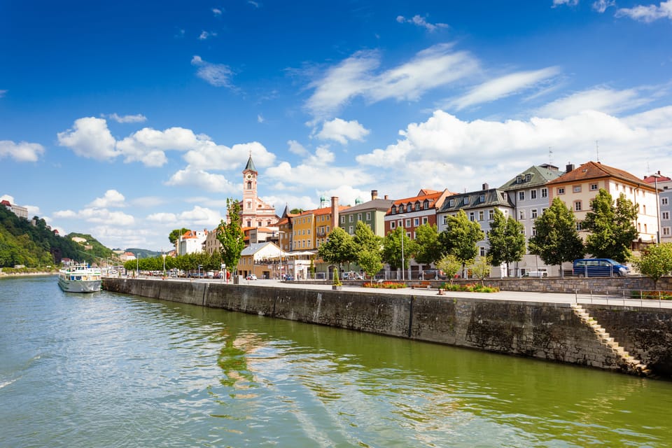 Whispers of Romance: Passau's Enchanted Tour - Veste Oberhaus Castle