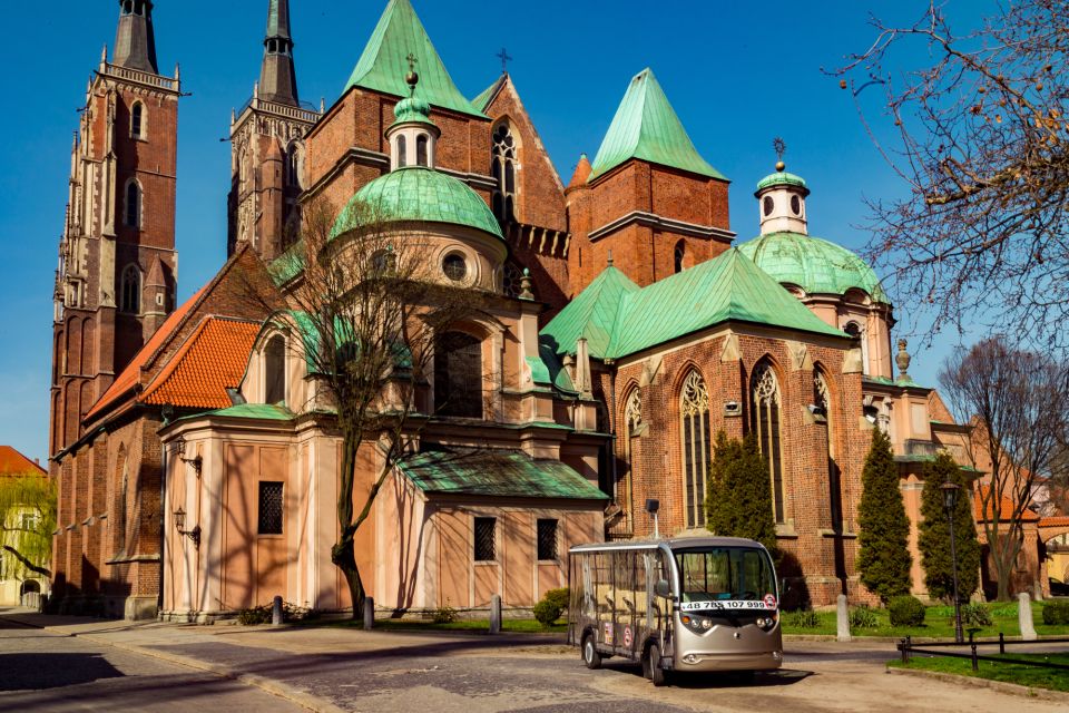 Wroclaw: 2-Hour Private Guided Tour by Electric Car - Customer Feedback and Ratings