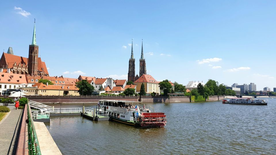 Wrocław: Boat Cruise With a Guide - Notable Sights Along the Route