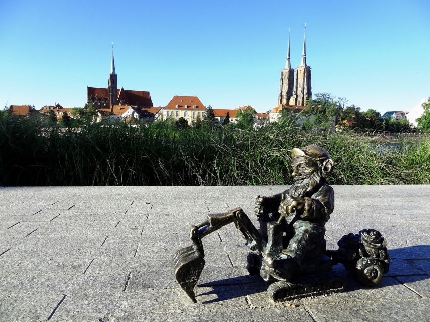 Wroclaw: City of 100 Bridges 4-Hour Private City Tour - Exploring Wroclaws Bridges