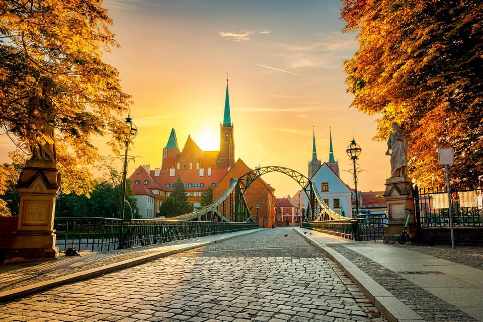 Wroclaw: Insta-Perfect Walk With a Local - Frequently Asked Questions