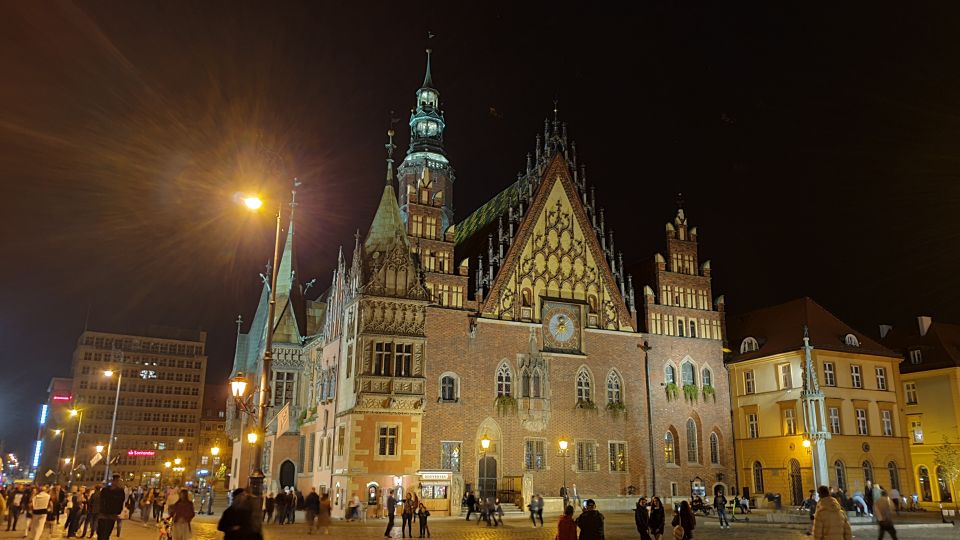 Wrocław: Old City Night Walk and Gondola Ride - Pricing and Reservation Details