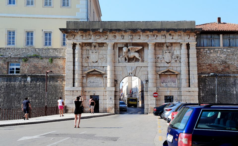 Zadar: Private 3 Hour Sightseeing Tour of Major Attractions - Capturing Memorable Moments