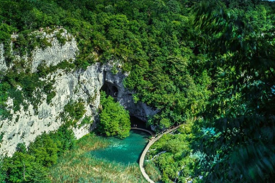 Zagreb to Split: Private Transfer With Plitvice Lakes - Pickup and Drop-off Locations