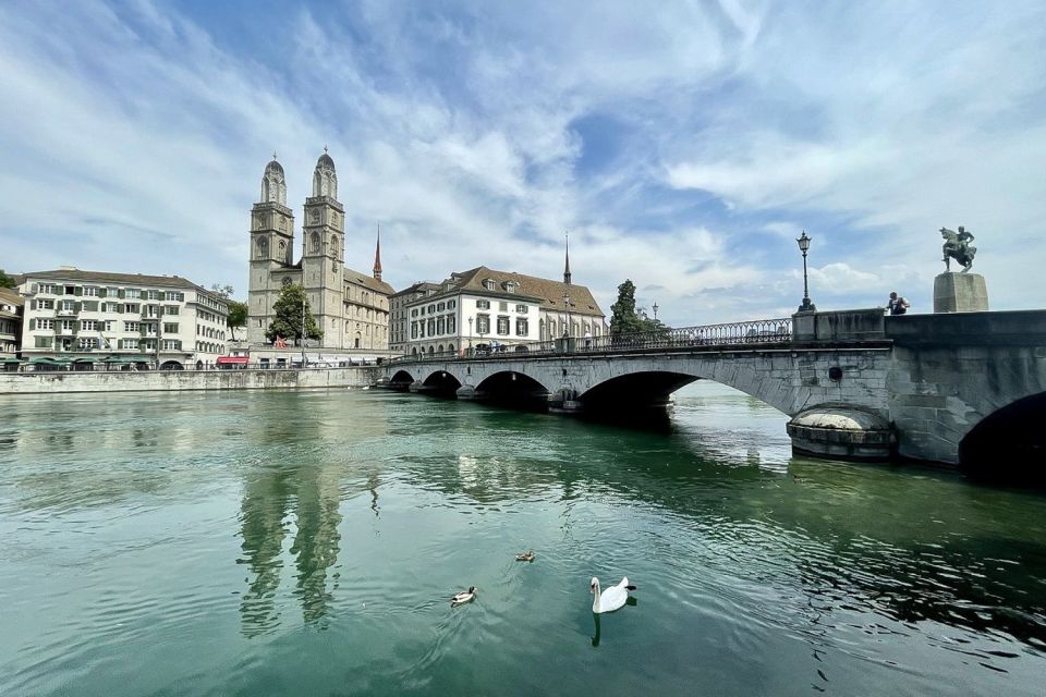 Zürich: 2-Hour Sightseeing Bus Tour - Customer Reviews and Ratings