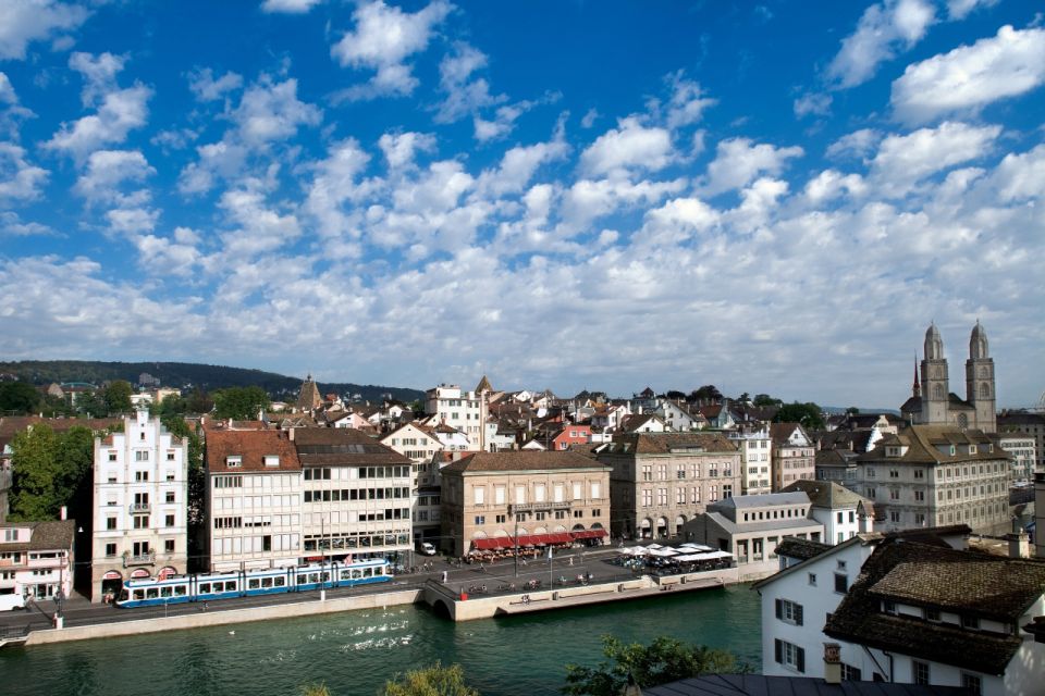 Zurich: Audio Guided City Tour and Train to "Top of Zurich" - Participant Age Requirements