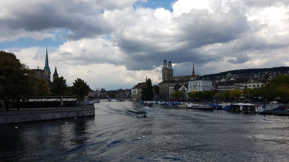 Zürich Charms: Private City Center Walk and Lake Cruise - Private Tour Benefits