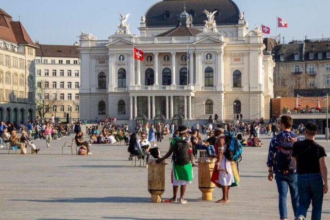 Zurich: Self-Guided Audio Tour - Exploring Zurich at Your Own Pace