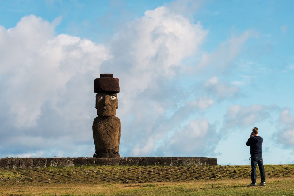 2 Half-day & 1 Full-day Tour | Majestic Easter Island - Language Options