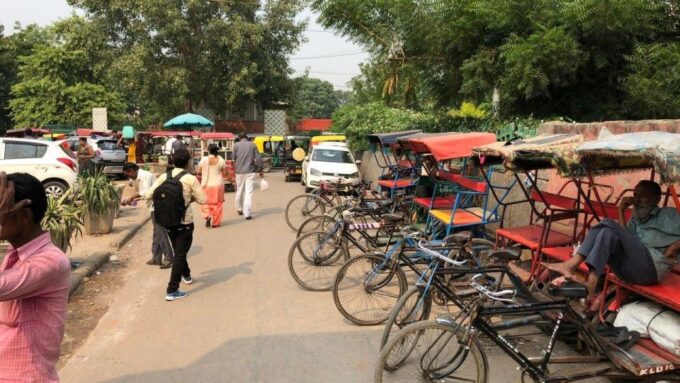 3-Hour Agra Heritage Walking Tour With Tuk-Tuk Ride - Local Cuisine and Food Tasting