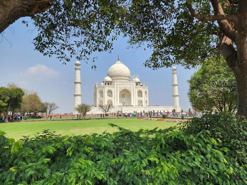 Agra: Taj Mahal Sunrise Agra Fort and Baby Taj Private Tour - Transportation and Accessibility