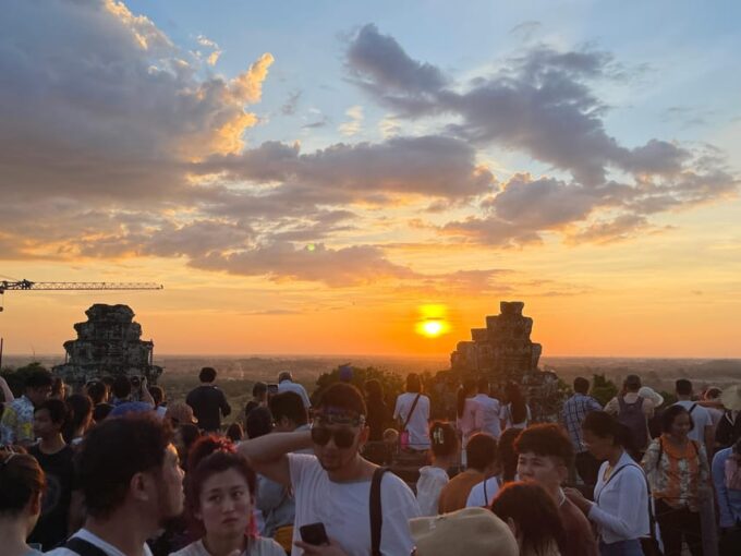 Angkor Highlights and Sunset Private-Tour - Booking and Cancellation Policy