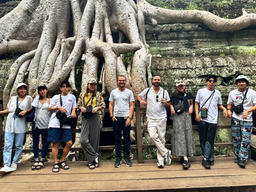 Angkor Wat : Small-Group Sunrise Tour Guided Day Tour - Tips for Travelers